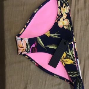 Triangl swimsuit bottoms